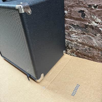 Fender Rumble 25 V3 25-Watt 1x8" Bass Combo Amplifier – Black – Used image 4