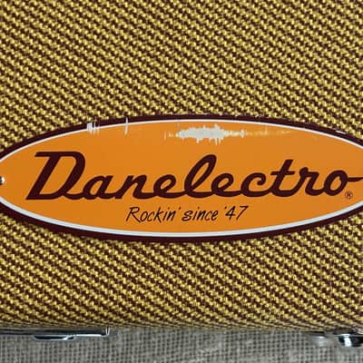 1999 Danelectro Tweed Hardshell Case + Key Yellow Plush Interior Out of Production Fits U1 / U2 / U3 / DC Models & More image 3