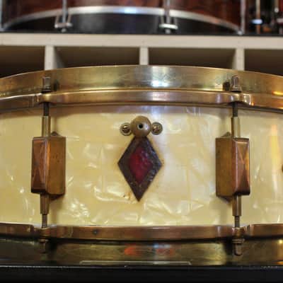 1930s Leedy 5x14 Broadway Snare Drum in White Marine Pearl Full Dress image 2