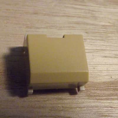 Korg DW 6000 parts / GREY panel button