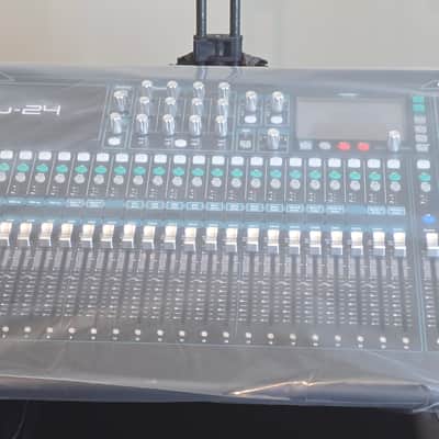 Allen & Heath QU-24 24-Channel Digital Mixer 2014 - Present - Black image 14