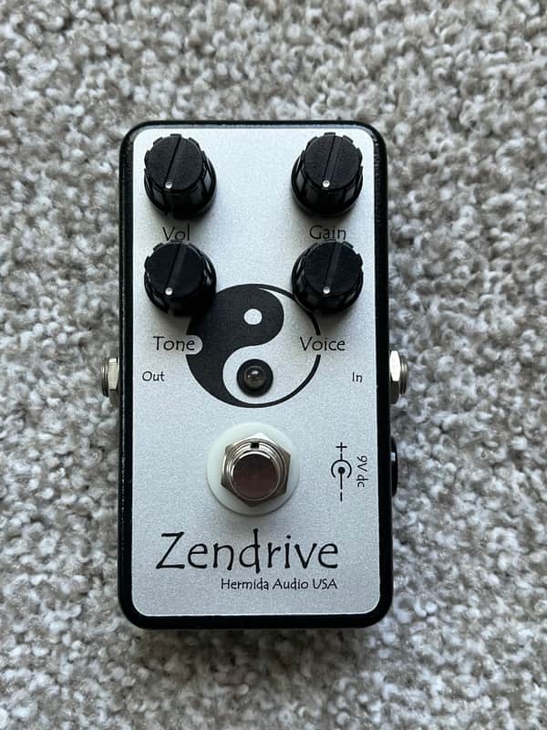 Hermida Audio Zendrive 2011 - Silver/Black image 1