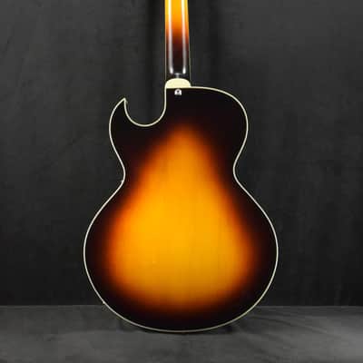 Eastman AR372CE-SB Kent Armstrong HPAG-1 Pickups Archtop Sunburst Truetone Gloss image 8