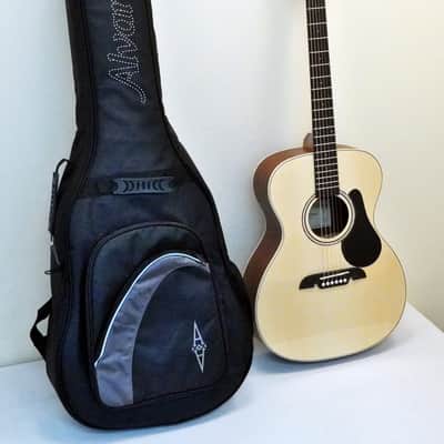 Alvarez Regent Series RF26 Folk/OM Acoustic Guitar with Gig Bag image 1
