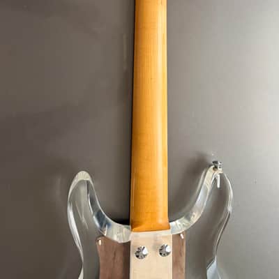 Ampeg Dan Armstrong Lucite Guitar 1969 - Clear image 6