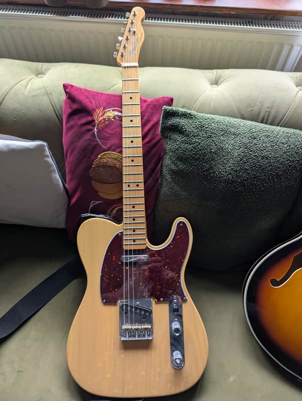 Fender Classic Player Baja Telecaster 2007 - 2018 - Blonde