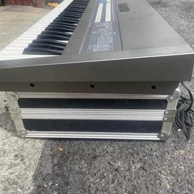 Roland JX-8P 61-Key Polyphonic Synthesizer image 4