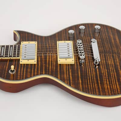 Swing MLP-100 Single Cutaway Electric Guitar Tiger Eye Flame Maple Top HH Bild 3