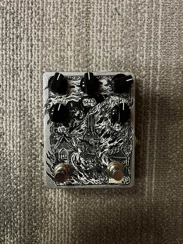 Abominable Electronics Throne Torcher