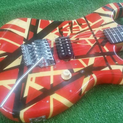 Kramer Vintage 80s EVH Baretta Model Floyd Rose 22 Frets 25.5" Scale Custom Paint 1980s Non Factory But Very Accurate Semi Pro Custom EVH Graphics image 7