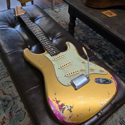 2016 Fender Custom Shop - Wildwood 10 - '61 Strat - Heavy Relic - Aztec Gold / Pink Paisley - Cruz Pickups image 10