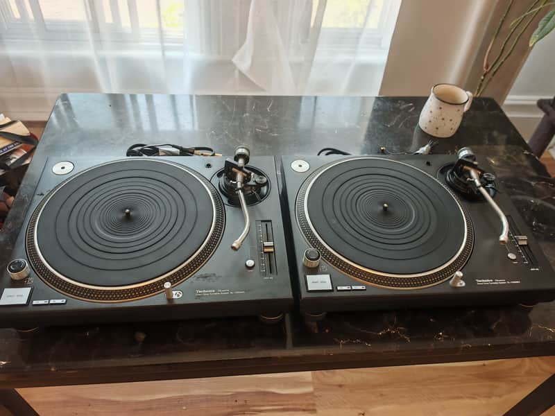 2 x Technics SL-1200MK5 Turntable image 1