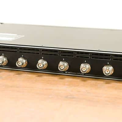 Shure PA821A Antenna Combiner for PSM Wireless Systems  - 470-952 MHz CG0106D image 8