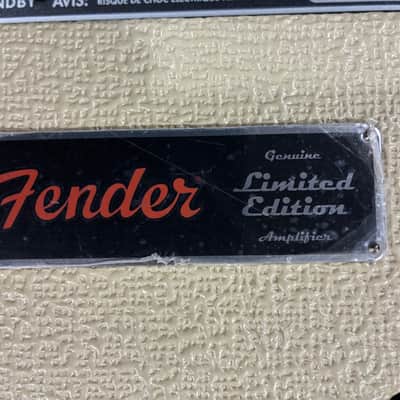 Fender Limited Edition '65 Reissue Deluxe Reverb Head 2014 - 2016 - Blonde image 8