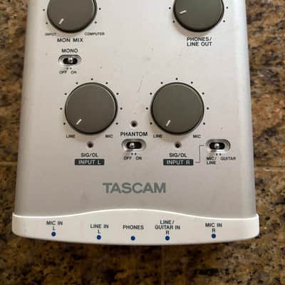 TASCAM US-122L USB Audio Interface 2010s - Silver image 1