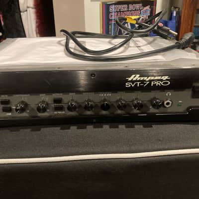 Ampeg SVT-7 PRO 1000-Watt Bass Amp Head 2010 - Present - Black image 1