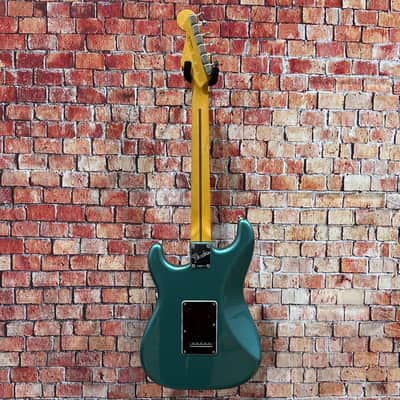 Fender American Professional Classic Stratocaster Electric Guitar- Sherwood Green With Rosewood Fingerboard image 5