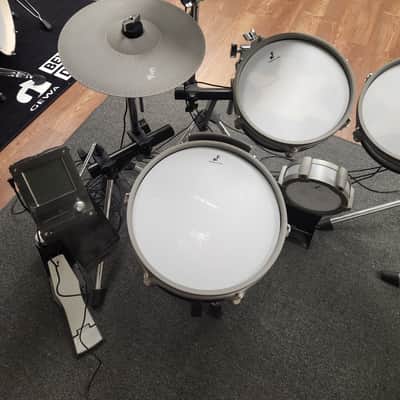 Efnote 3 Drum Kit Used image 3