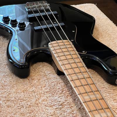 Squier Vintage Modified '77 Jazz Bass 2011 - 2018 - Black image 9