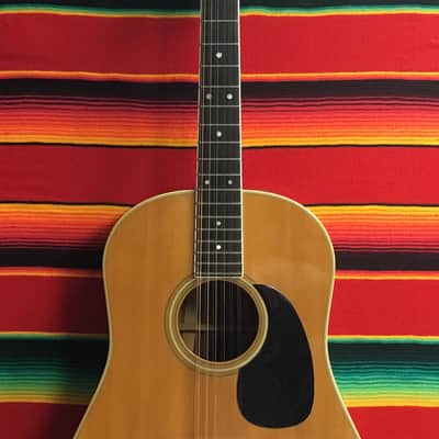 Martin D12-35 1970 - Natural image 3