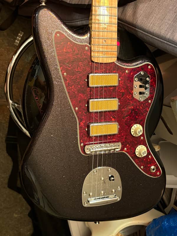 Fender Fender