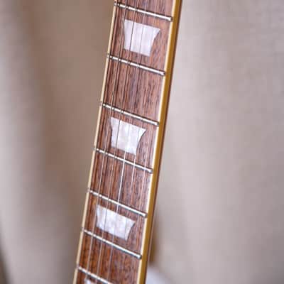Mysterious Japan Import Les Paul 1990s-2000s - Cherry Sunburst image 4
