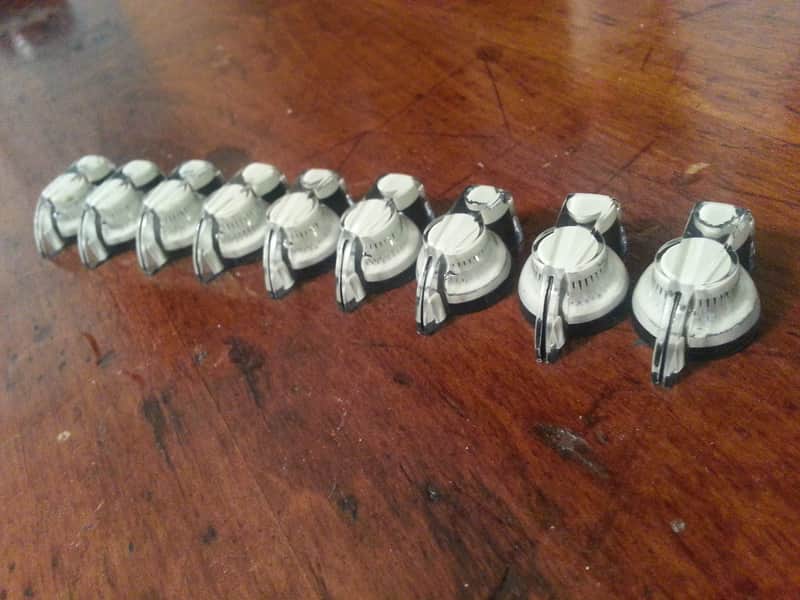 JAT CUSTOM GUITAR PARTS (20) Set Screw Chicken Head Knobs for Amps, Pedals or Guitars White / Black image 1
