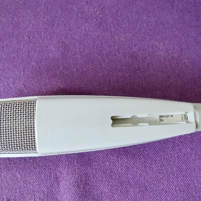 Sennheiser MD 421-N Cardioid Dynamic Microphone image 9