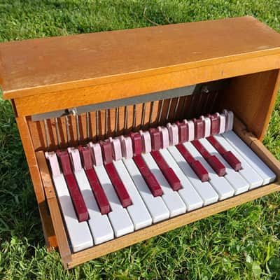 chromatic toy piano 20 keys Michelsonne Paris - GOOD CONDITION - sound family : celesta mustel musical saw martenot Wurlitzer ... image 3