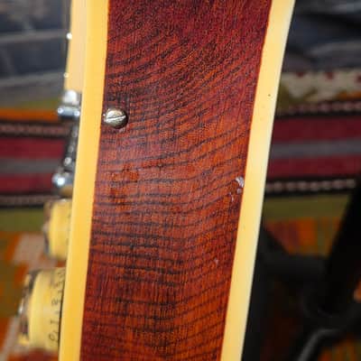 Cort LP-Style Electric Guitar Cherry Sunburst image 12