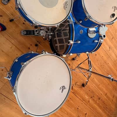 Gretsch Catalina Club Studio Blue Satin Flame Drum Set 2022 - Blue Satin Flame image 4