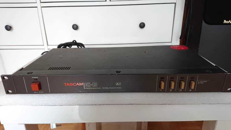 TASCAM DX-40 / dbx I Professional Noise Reduction 1980 - with marks image 1