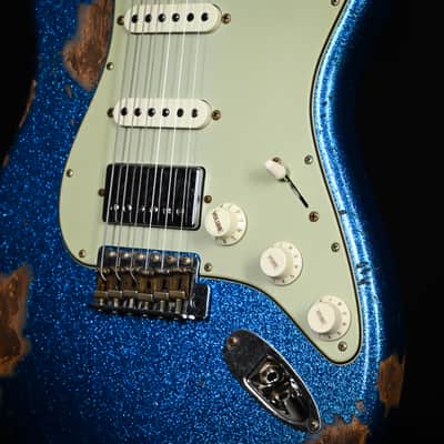 Fender Custom Shop '62 Stratocaster HSS Heavy Relic- Blue Sparkle 2026 (R146850) image 11