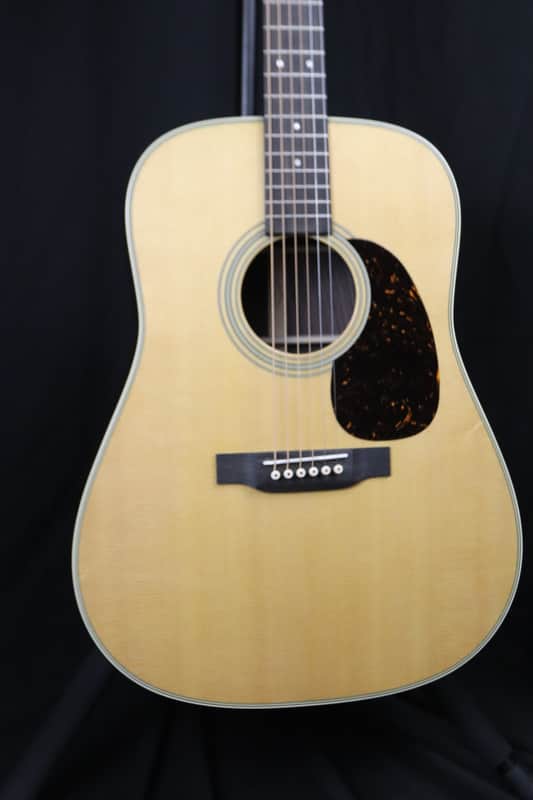 Martin Standard Series D-28 2024 - Present - Natural image 1