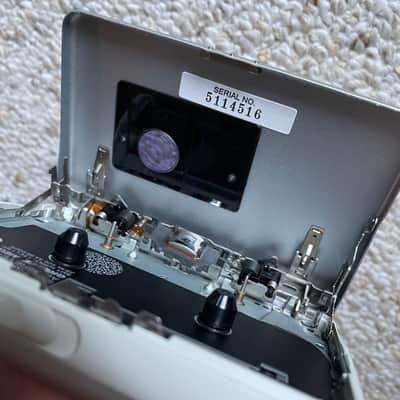 Sony WM-EX501 Walkman Cassette Player, Top Silver Looking ! Working ! image 6