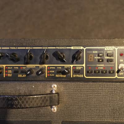 Vox AD60VTX Valvetronix 60w 1x12 Hybrid Guitar Combo Amp w/ VC-4 Footswitch (2003-07) - Used image 5