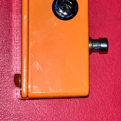 Xpandora 2 orange distortion guitar effects pedal image 2