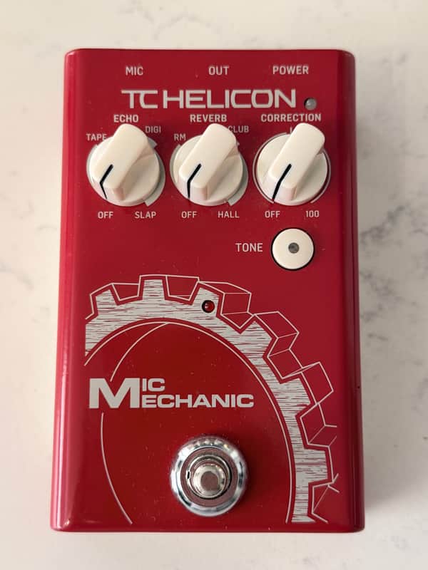 TC Helicon Mic Mechanic 2 2017 - 2021 - Red image 1
