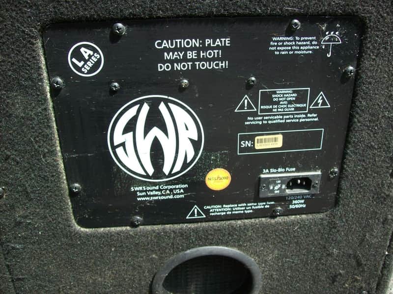 SWR LA Series LA-15 100w Bass Combo Amp 1-15