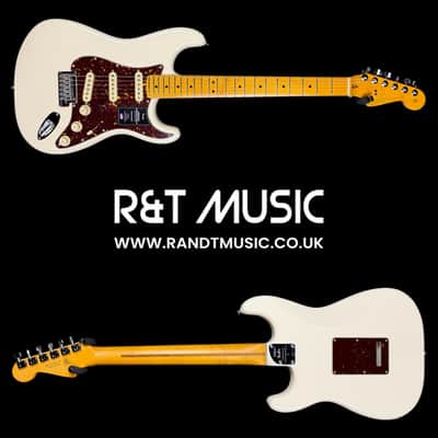 Fender American Professional II Stratocaster in Olympic White w/ Deluxe Hardcase image 3