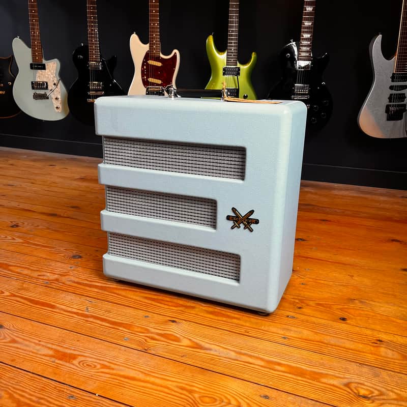 Fender Excelsior Pawn Shop Series 13-Watt 1x15" Guitar Combo - Sonic Blue image 1