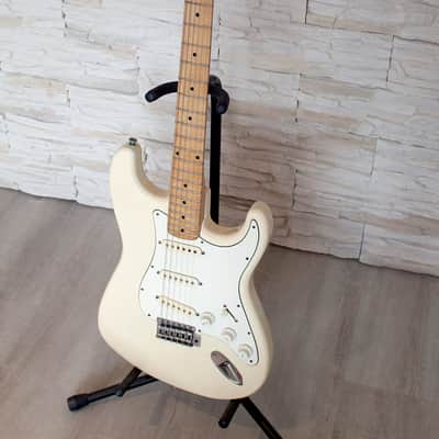 Oakland Country Gentleman Stratocaster Japan Vintage Lawsuit 70's