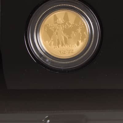 Royal Mint 1/4 ounce Rolling Stones Sixty Commemorative Gold Proof Coin. (2022) - gold finish image 12
