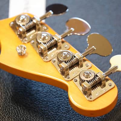 Lefty! Fender American Vintage II 1966 Reissue Left-Handed Jazz Bass Olympic White + COA OHSC image 20
