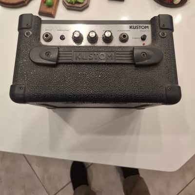 Kustom KGA10 10-Watt 1x6.5" Lead Guitar Practice Amplifier image 2