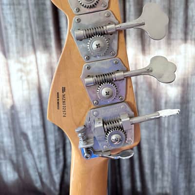 Fender Classic Series '50s Precision Bass 2005 - 2016 - Fiesta Red image 2