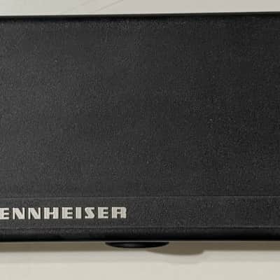 Vintage Sennheiser MD 421-U Cardioid Dynamic Microphone with original mic clip image 18