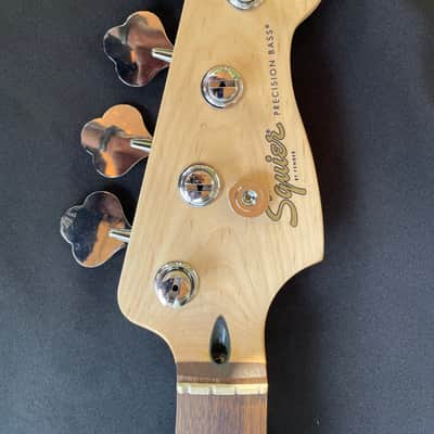 Squier Affinity pj bass neck 2023 image 2