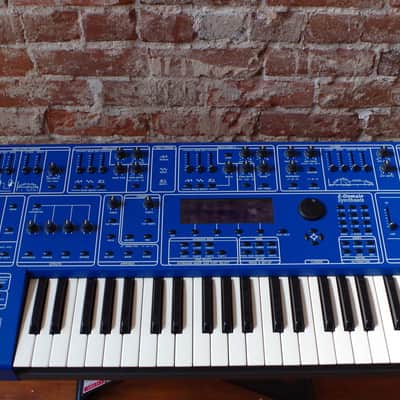 Oberheim / Viscount OB12 12 Voice Virtual Analogue Polyphonic Synthesizer image 1