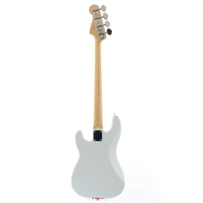 Fender 2023 Collection MIJ Traditional 60s Precision Bass in Olympic White with a Red Competition Stripe [JD23006843] (06/04) image 2